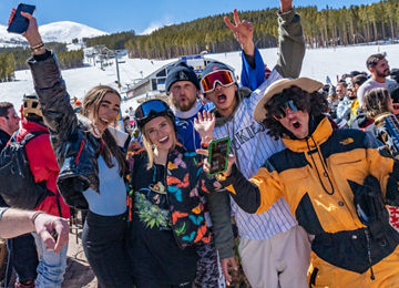 Apres outside at Sevens