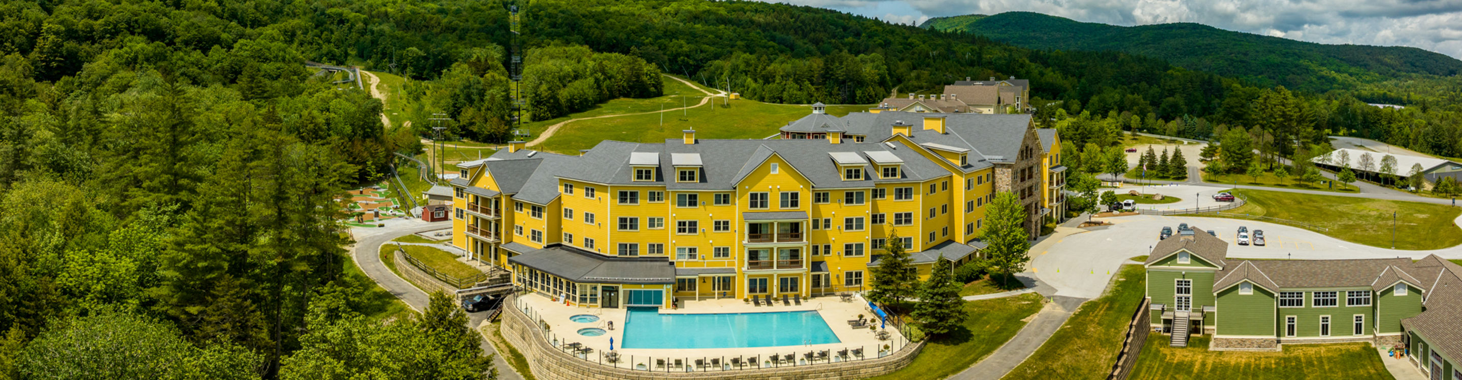 Summer Aerial Image of Jackson Gore Lodge at Okemo