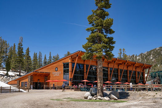 Summer Exterior of Tamarack Lodge at Heavenly