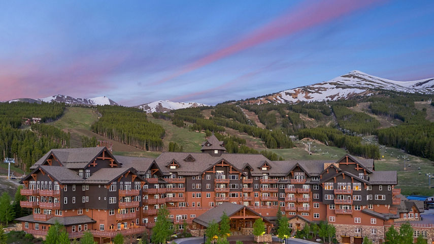 Resort Guests Dining at Ski Hill Grill Outdoor Patio