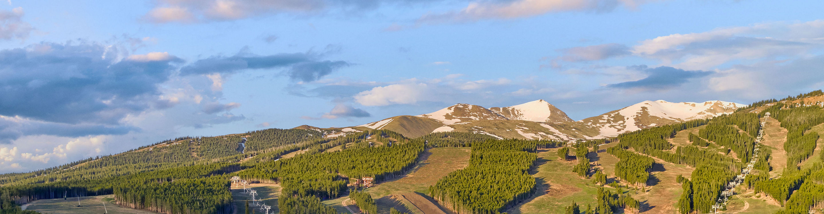 Summer Exterior of One Ski Hill Place at Breckenridge