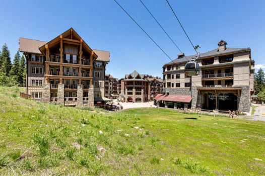 Summer Exterior of Northstar Village Condos