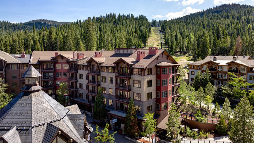 Summer Exterior of Northstar Village Condos