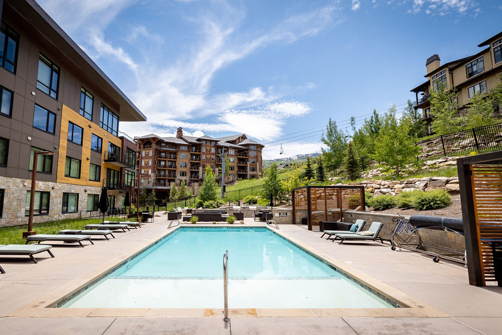 Summer Pool Exterior of Apex at Park City