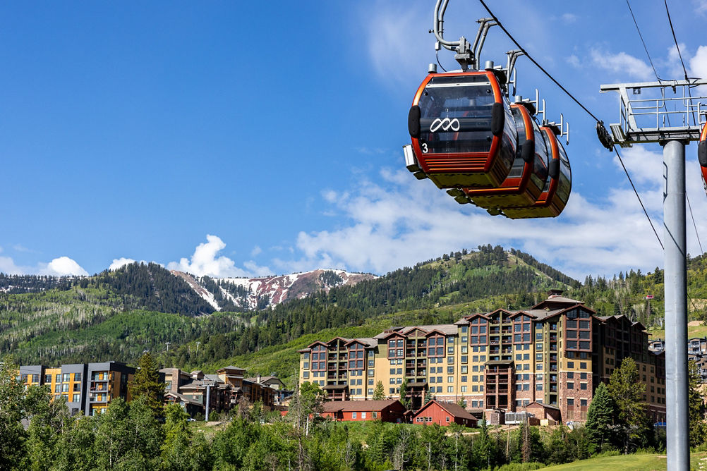 Summer Exterior of Grand Summit Hotel at Park City