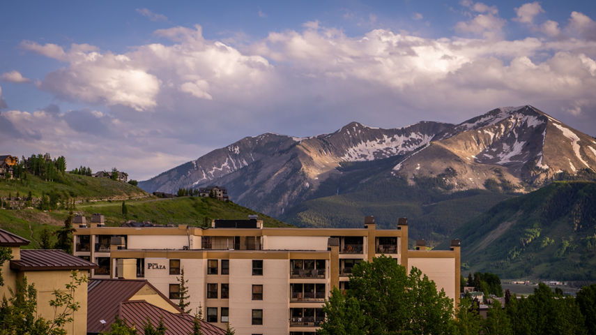 Summer Exterior of The Plaza at Crested Butte