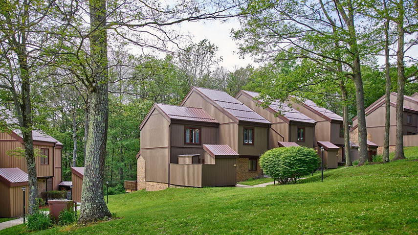 Summer Exterior of Mountain Villas at Seven Springs