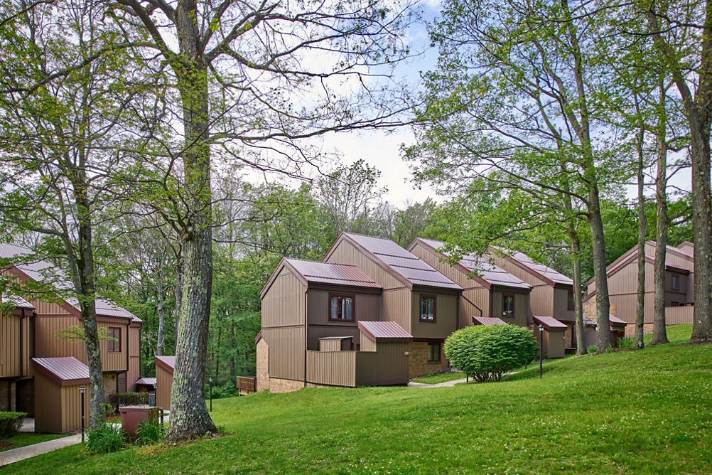 Summer Exterior of Mountain Villas at Seven Springs