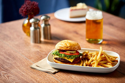 Black Diamond Cheeseburger and Fries