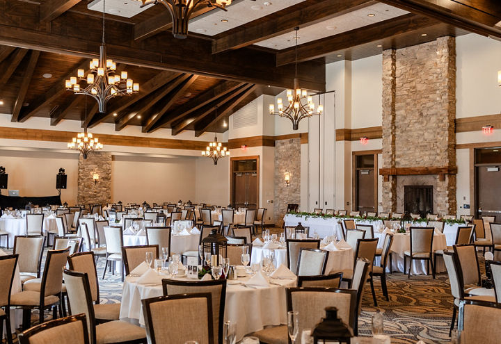Wedding Tablescape at the Overlook at Liberty