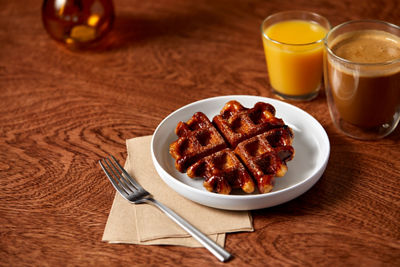 Early Run Waffle Plate