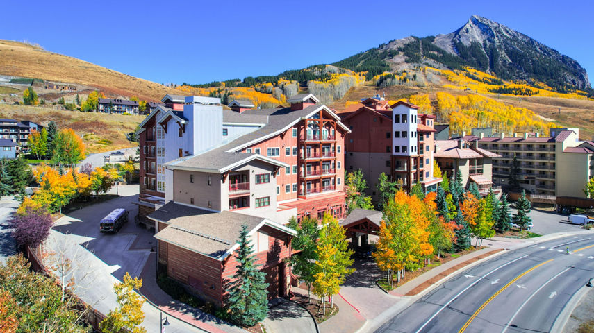 Fall Exterior of Mountaineer Square at Crested Butte