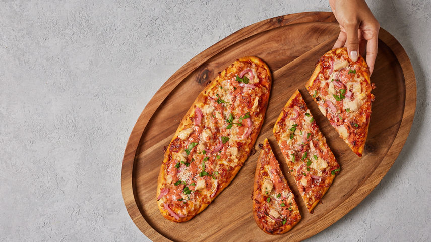 Tandoori Chicken Flatbread at Heavenly East Peak