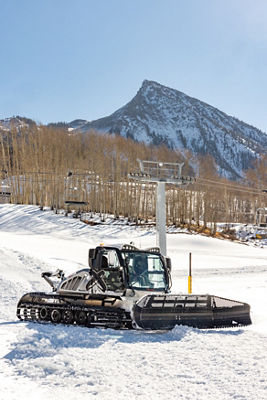 Crested Butte's brand new snowcat grooming snow in November