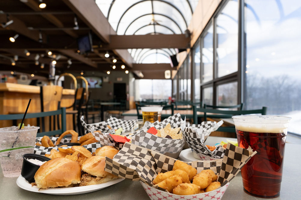 Food and drink options in E2000 Restaurant