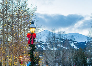 7 Things to Do In Breckenridge at Christmas | Breckenridge Resort