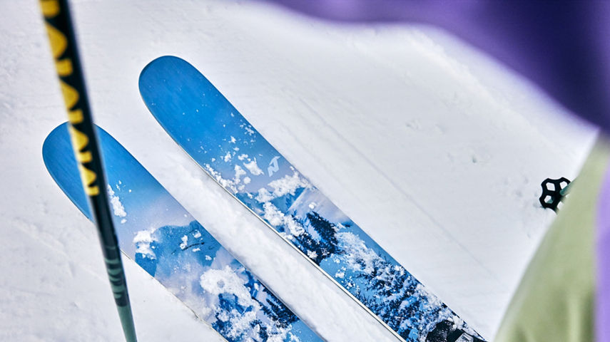 Clipping into My Epic Gear Ski Rental at Beaver Creek
