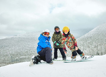 Young Child Snowboard Lesson at Hunter