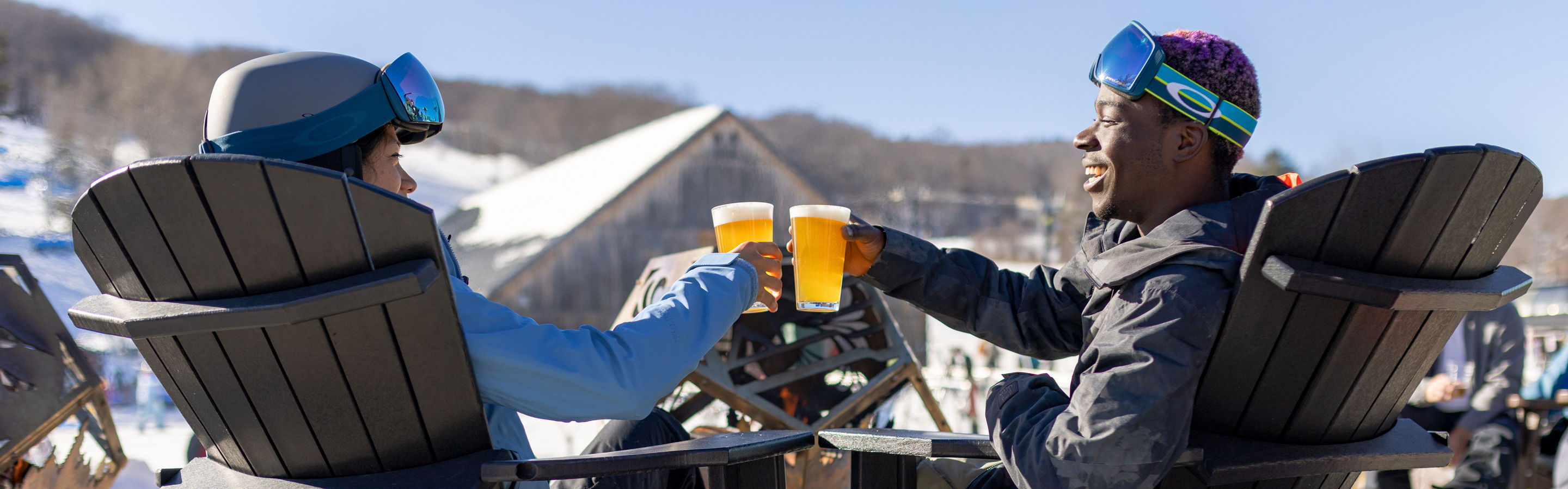 Friends Cheers Apres Ski at Mount Snow