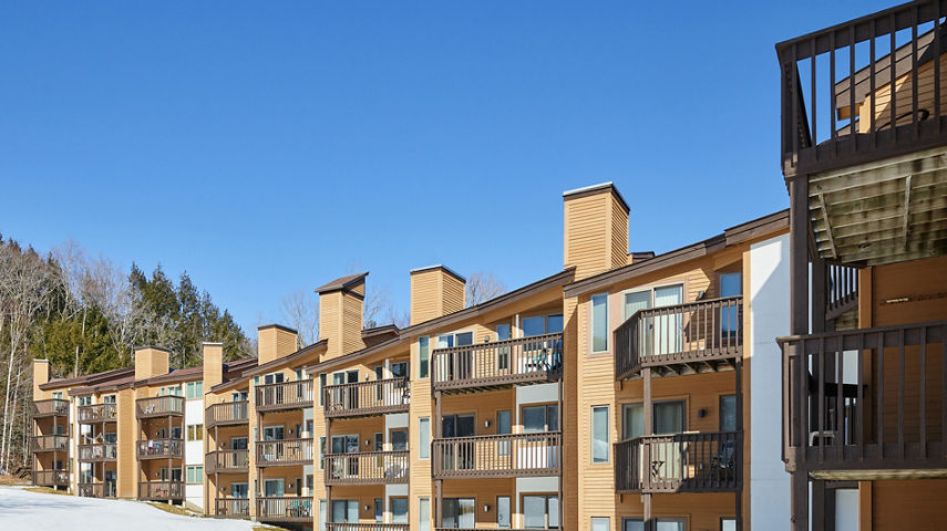 Exterior View of Snowy Mountain Lodge at Okemo