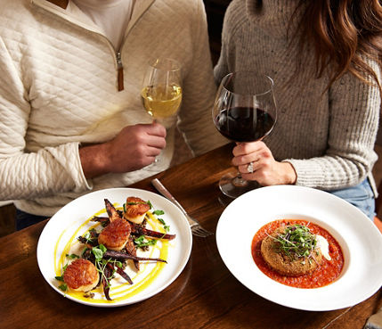 Couple Enjoys Drinks and Appetizers at Citrea in Beaver Creek