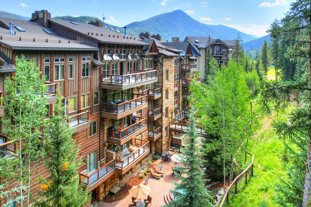 Summer Exterior of The Timbers at Keystone