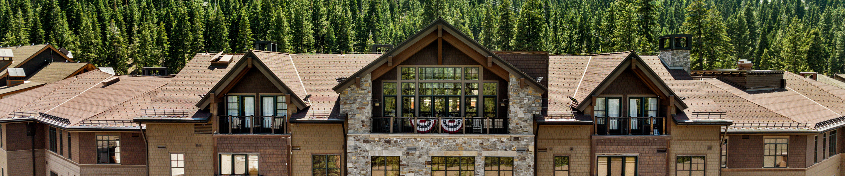 Summer Exterior of Northstar Village Condos