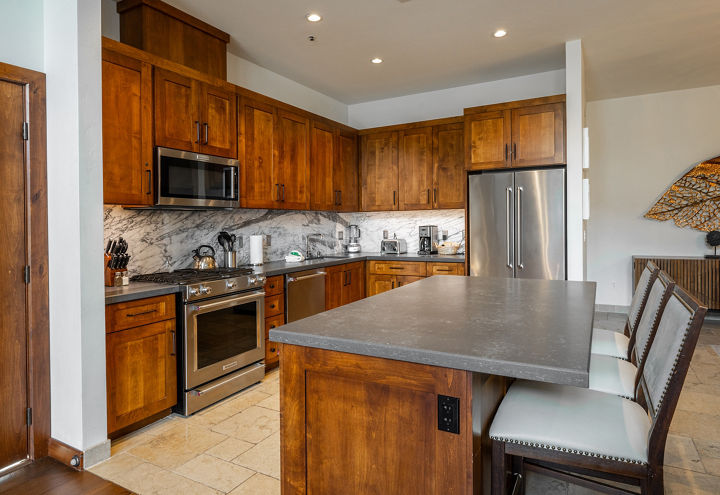 "Zalanta, fall season"