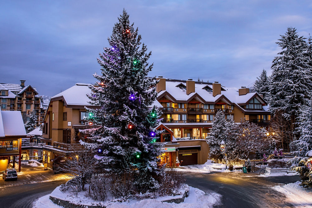 Holiday Exterior of Whistler Village Inn and Suites