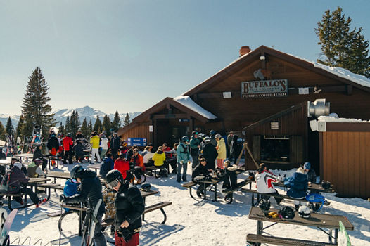 Exterior of Buffalo's Roadhouse Grill at Vail