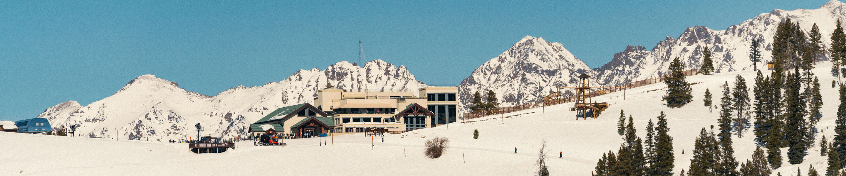 Exterior of Eagle's Nest at Vail