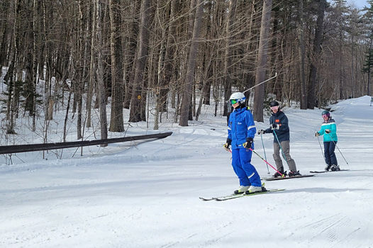 Ski and Ride School Lesson at Mount Sunapee