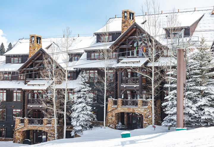 Spring Exterior of Snow Cloud Lodge at Beaver Creek