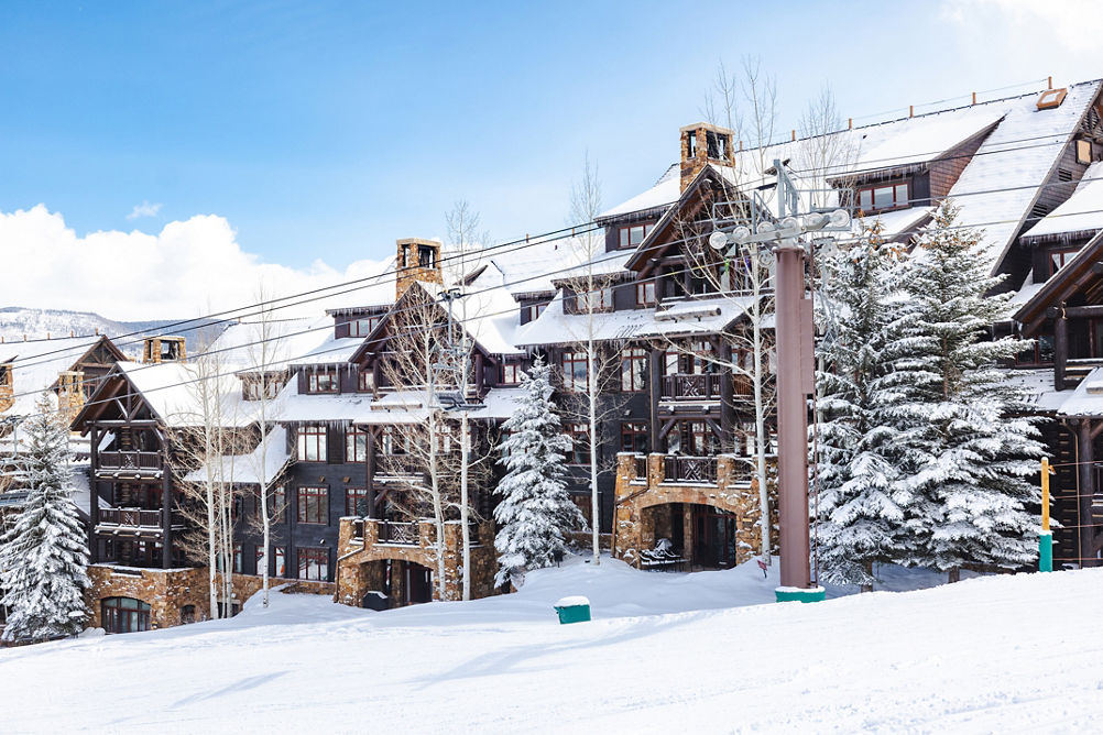 Spring Exterior of Snow Cloud Lodge at Beaver Creek