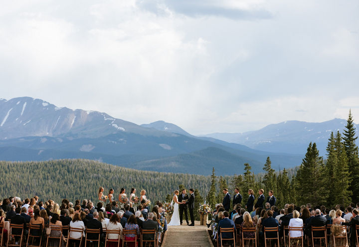 Summer Outdoor Wedding Ceremony at Keystone