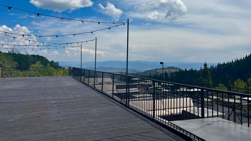 Summer Scenic View of Mid-Mountain Lodge Venue Space