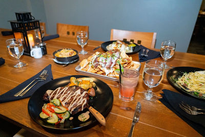 Appetizers and Entrees at Harriman's Restaurant