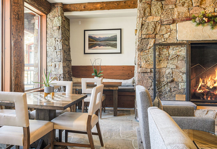 Beaver Creek Snow Cloud Lodge Lobby