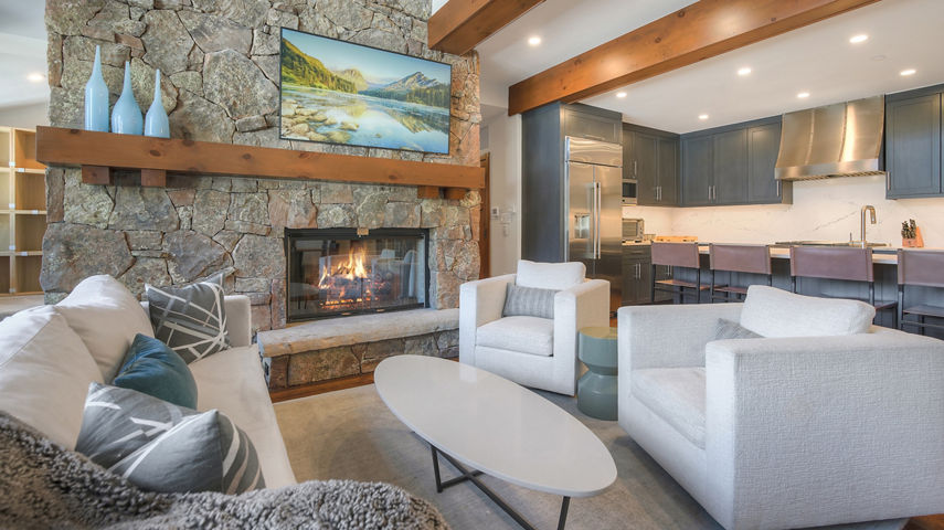 Interior of Unit 712 at Beaver Creek Snow Cloud Lodge