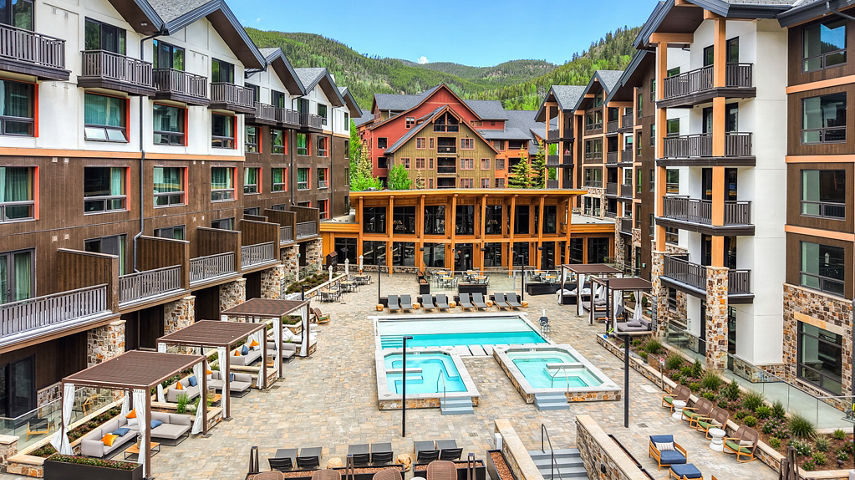 Summer Exterior of The Kindred