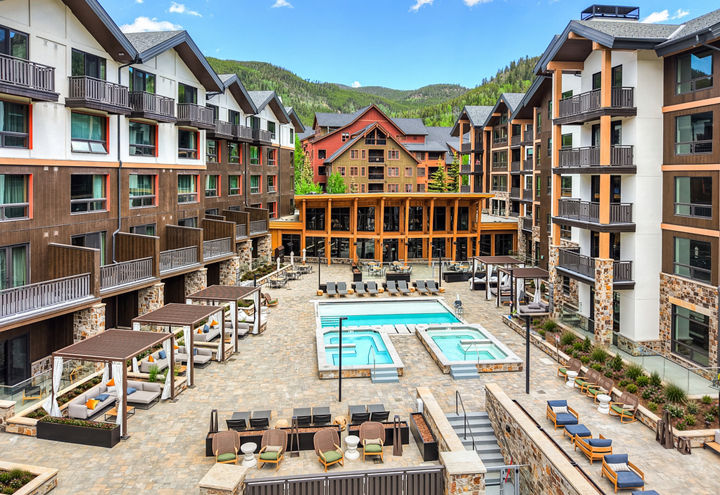 Summer Exterior of The Kindred