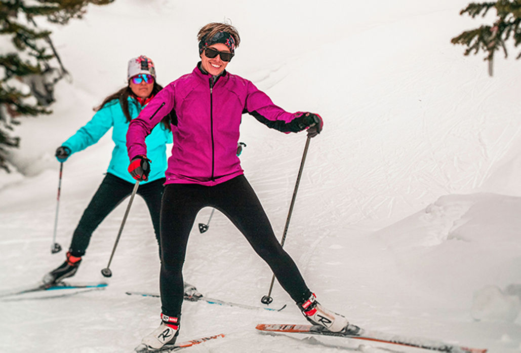 What to Wear When Cross Country Skiing — Cross Country Skiing