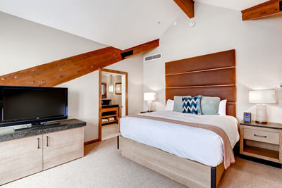 The Osprey Deluxe King