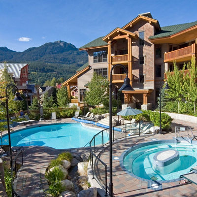 First Tracks Lodge, Lodging Ovations - Whistler Blackcomb