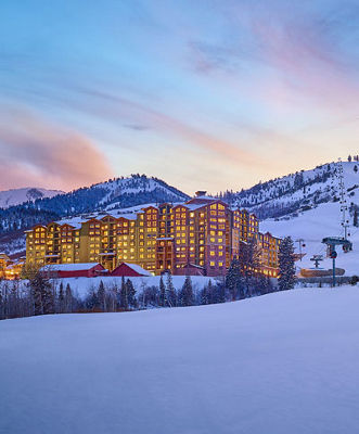 Grand Summit Hotel, a RockResort