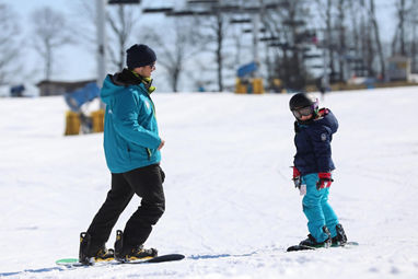 Kids Snowboarding Class